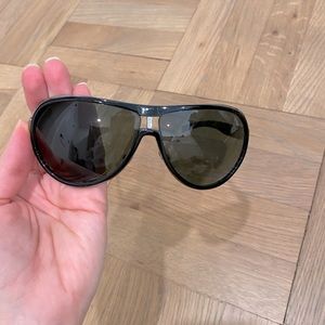 Gucci Sunglasses in Black
